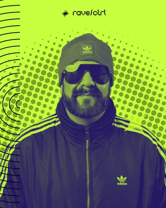 Retrato de Wallace, locutor de RAVE//CTRL